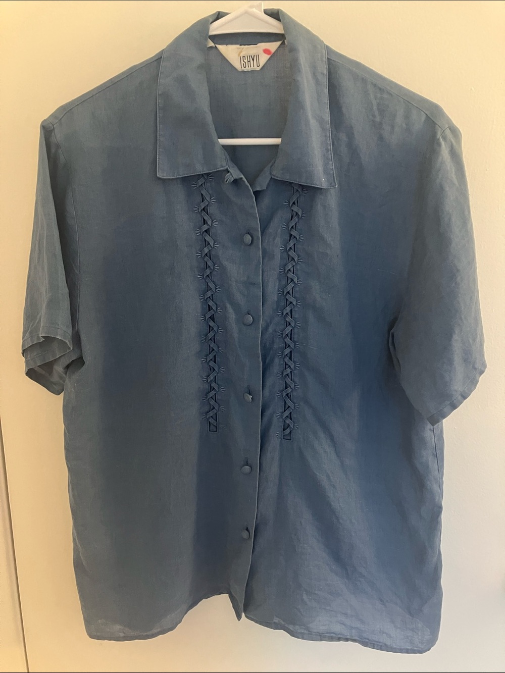 Vintage Blue Linen Buttondown